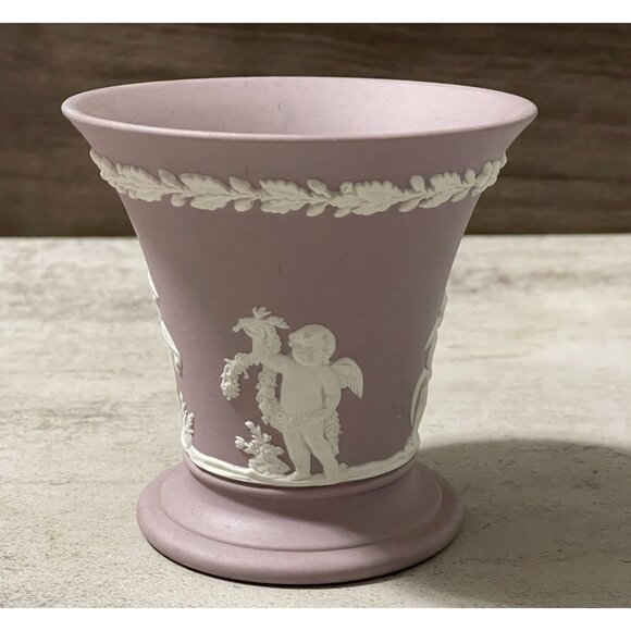 Wedgwood Other - Vintage Wedgwood Lilac Jasperware Seasons Cherubs Posey Pot 3.5" England RARE